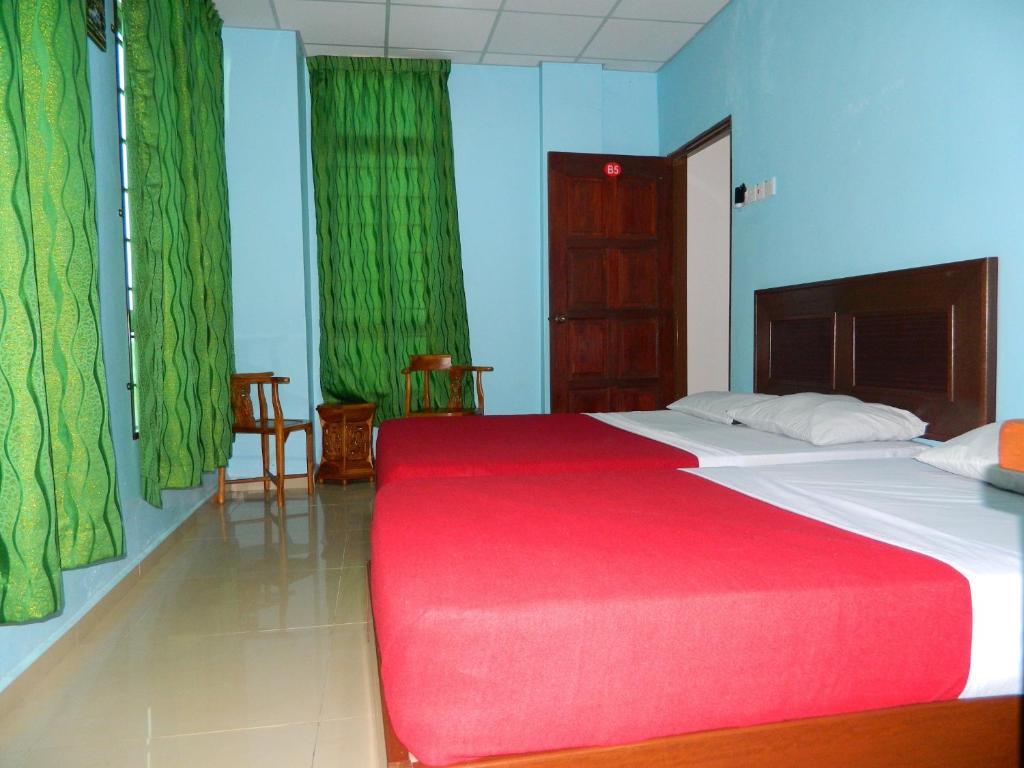 River Side Hotel Mersing Quarto foto