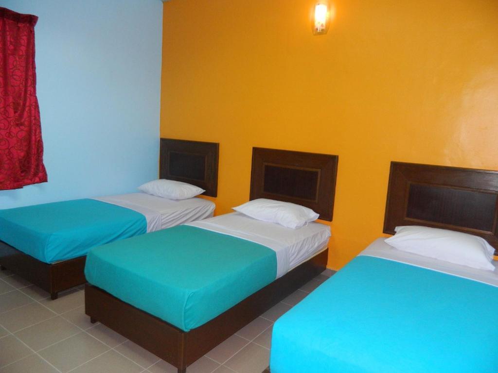 River Side Hotel Mersing Quarto foto